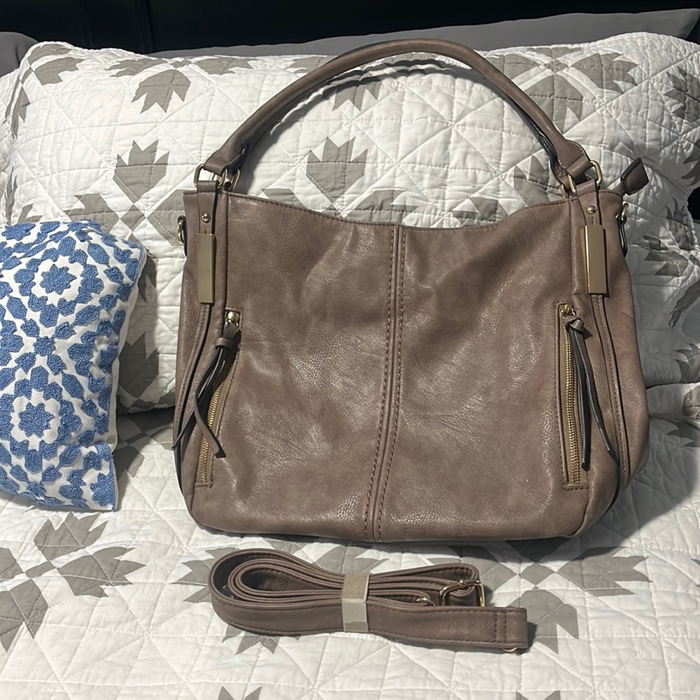 Mid size shoulder bag